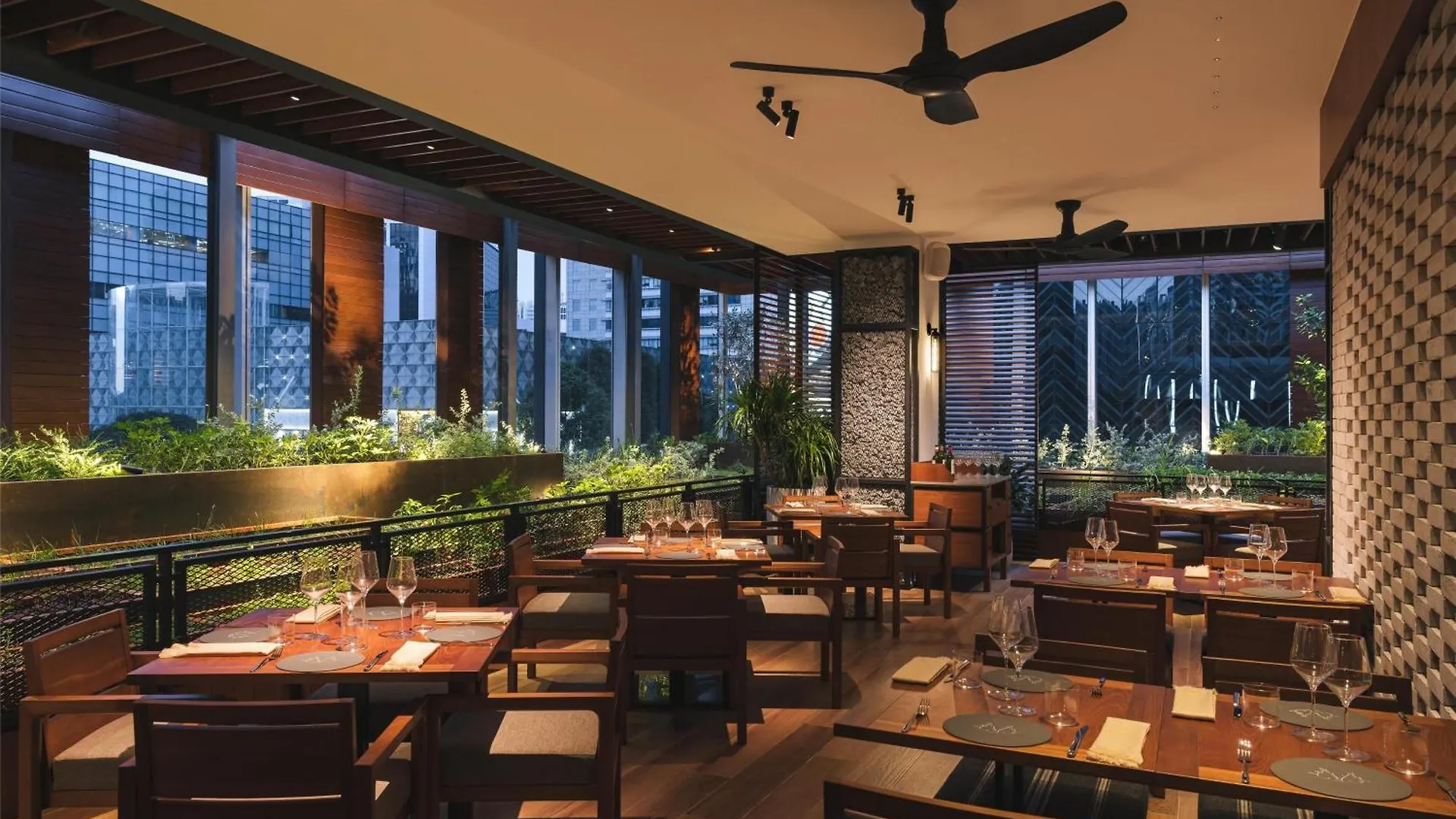 Hilton Singapore Orchard Hotel