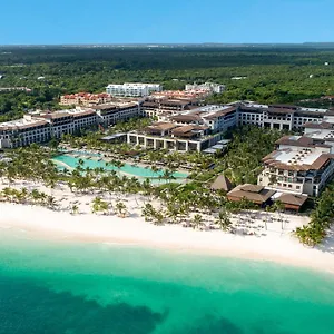 Lopesan Costa Bavaro Resort, Spa & Casino Station touristique